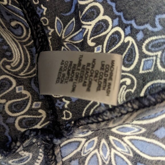 Est. 1949 Women's Blue Paisley Printed Wing Sleeve Blouse Size 18/20 - Picture 4 of 8